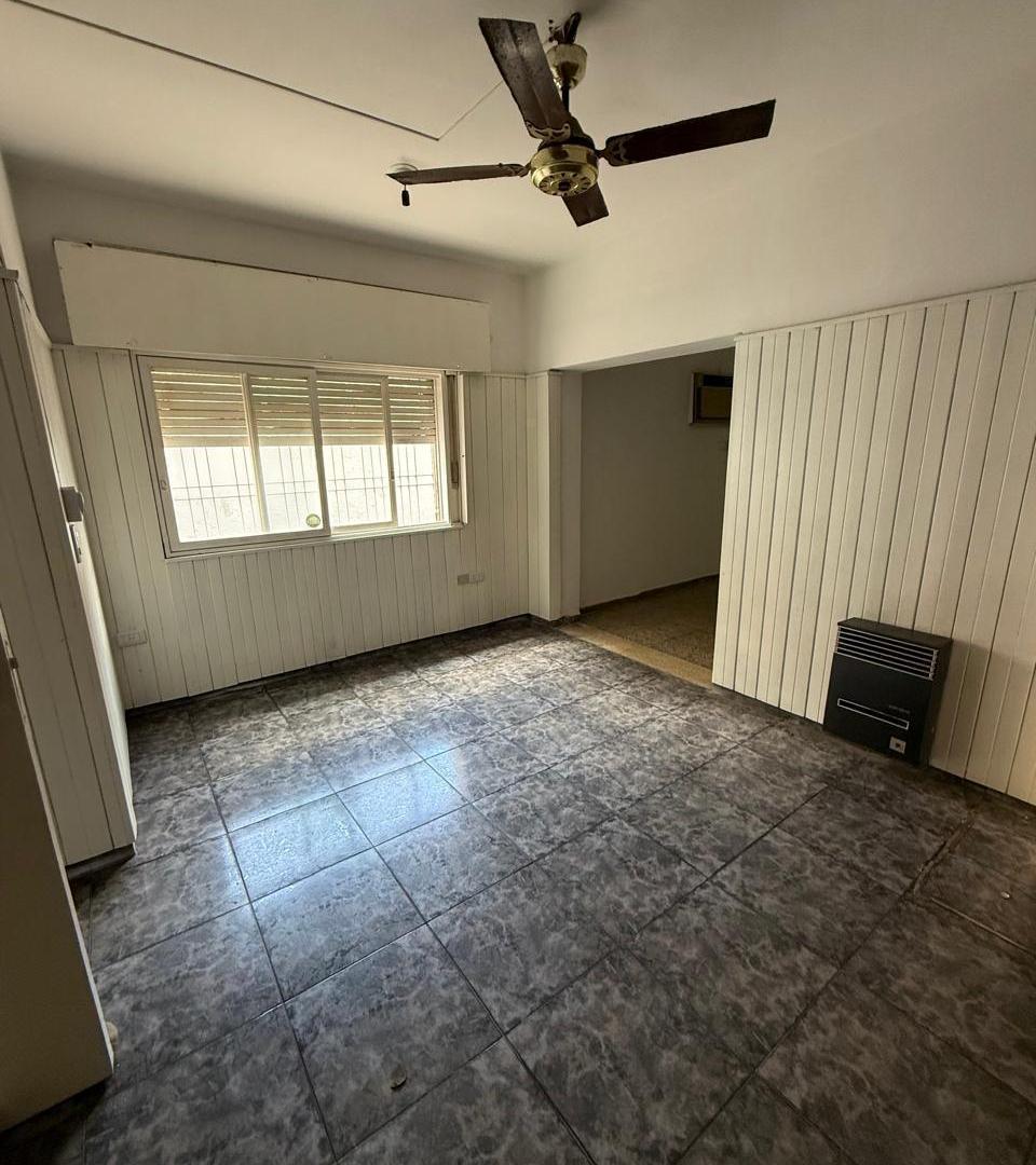Foto de CASA EN ALQUILER 3 DORMITORIOS CON PATIO Y ASADOR BARRIO PUEYRREDÓN, imagen 5