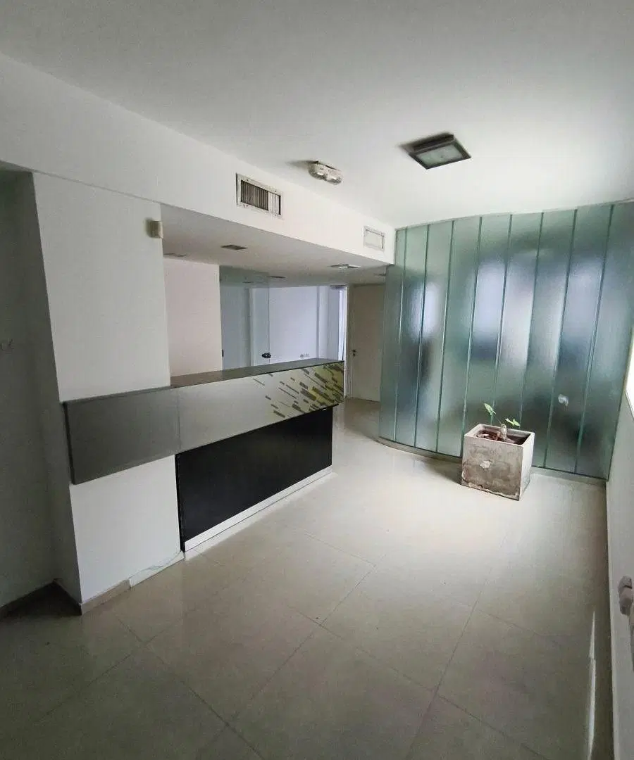 En Alquiler | Oficina Comercial en Nueva Cordoba | A metros del Buen Pastor 2