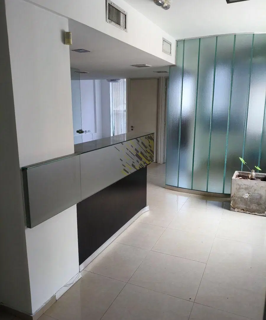 En Alquiler | Oficina Comercial en Nueva Cordoba | A metros del Buen Pastor 4