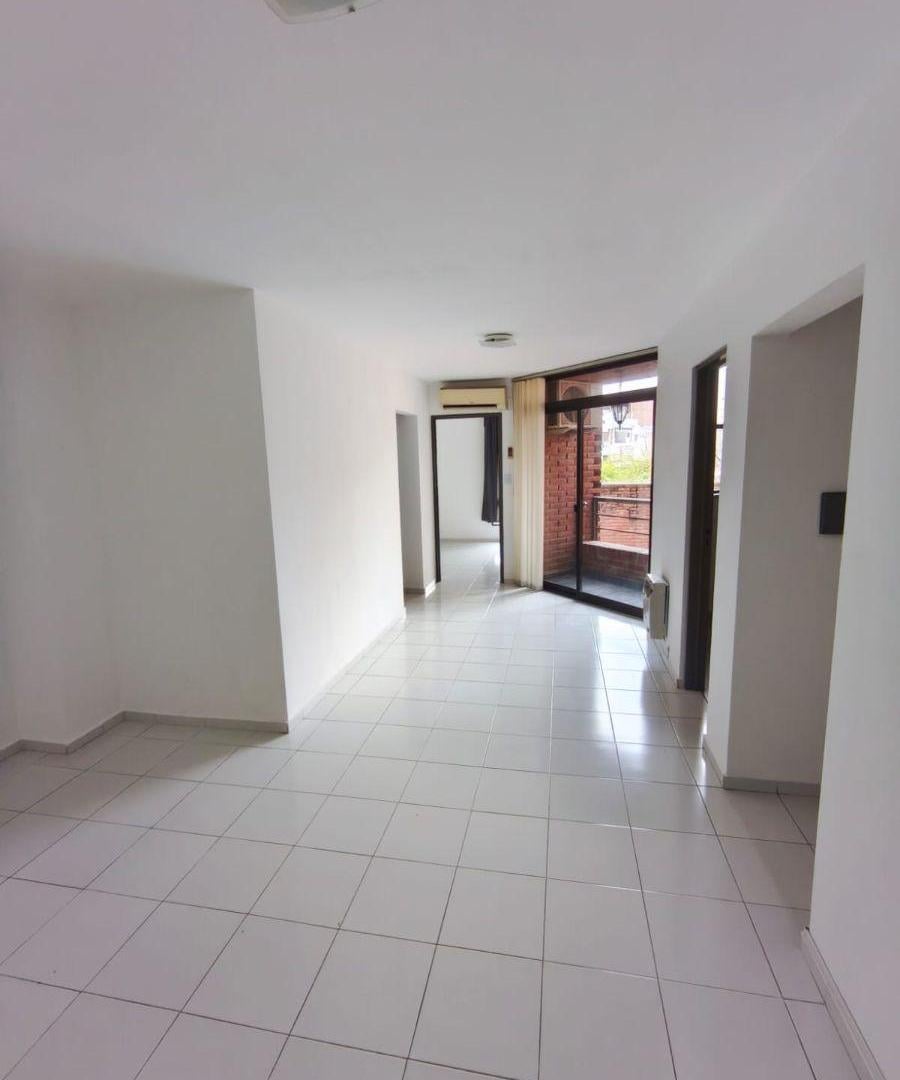 Foto de En Alquiler dpto de 1 Dormitorio con balcón | B° Alberdi, imagen 3
