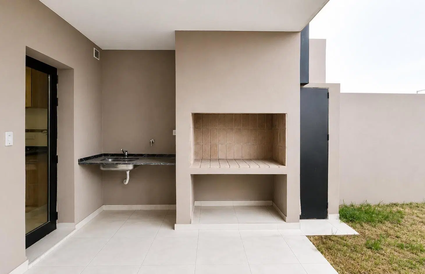 DUPLEX EN ALQUILER EN COLINAS DE MANANTIALES 3 DORMIT 3 BAÑOS PATIO ASADOR 2