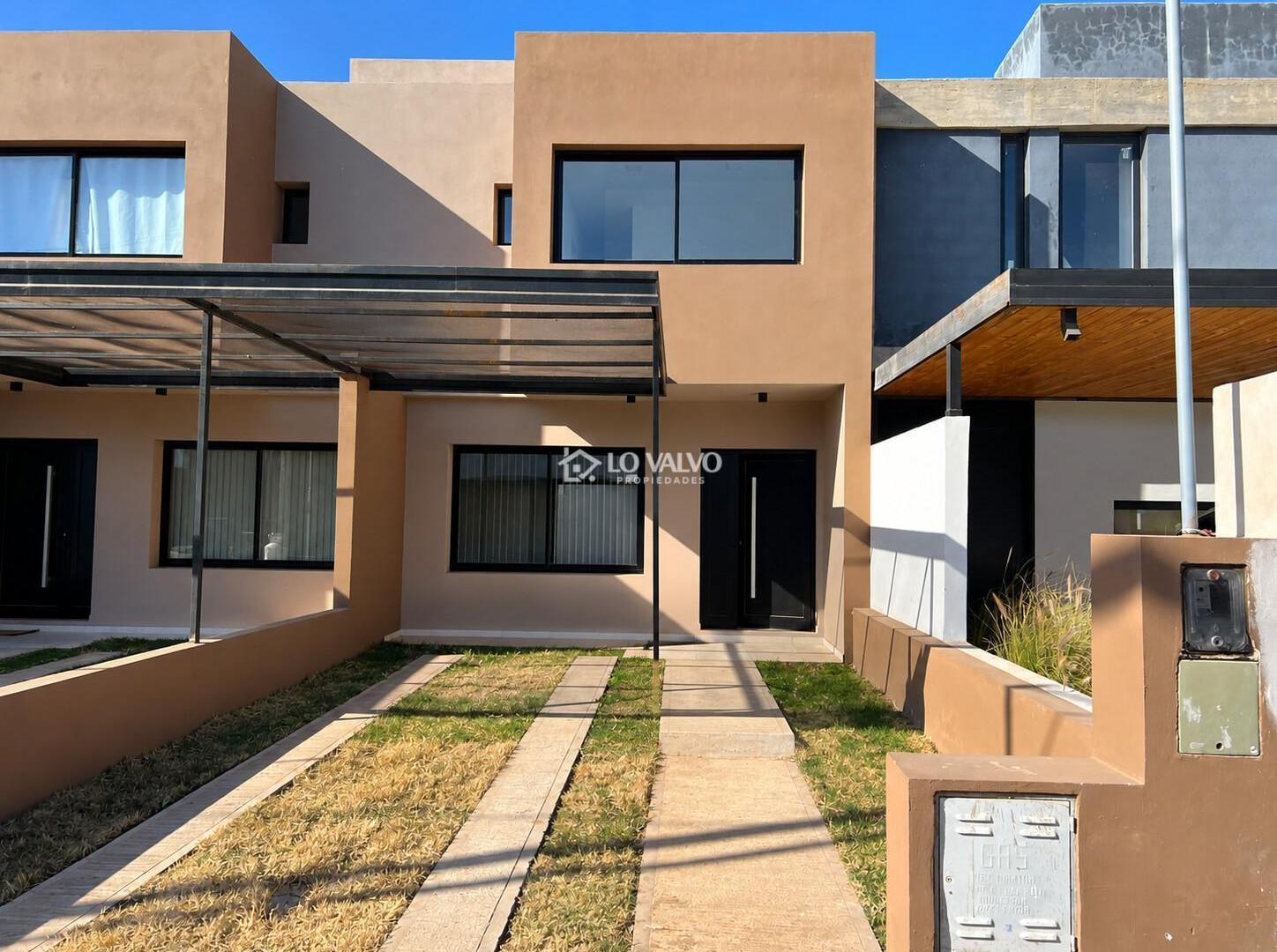 DUPLEX ALQUILER MANANTIALES 3 DORM 3 BAÑOS PATIO ASADOR