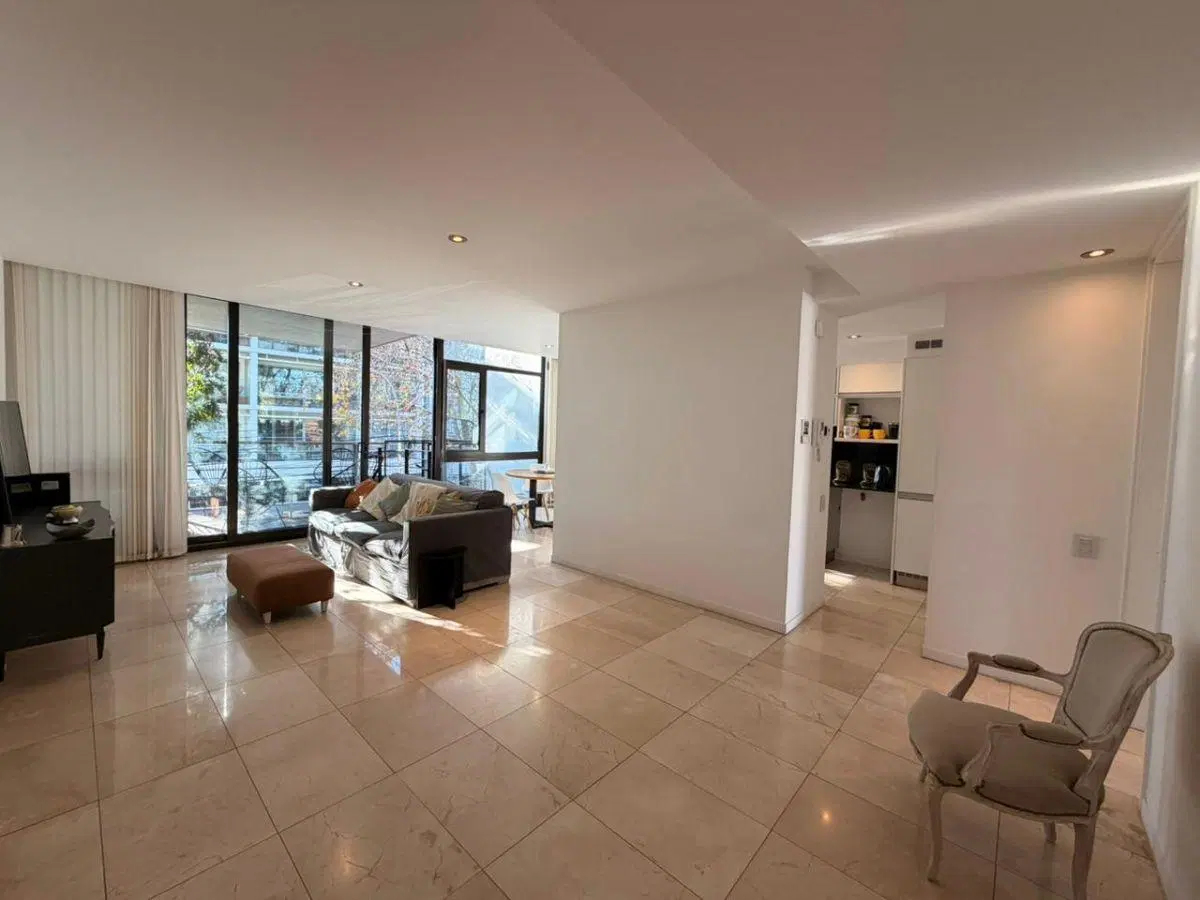 Departamento de 3 ambientes con patio privado, cochera doble y amenities en zona Güemes Malecón Hué 8