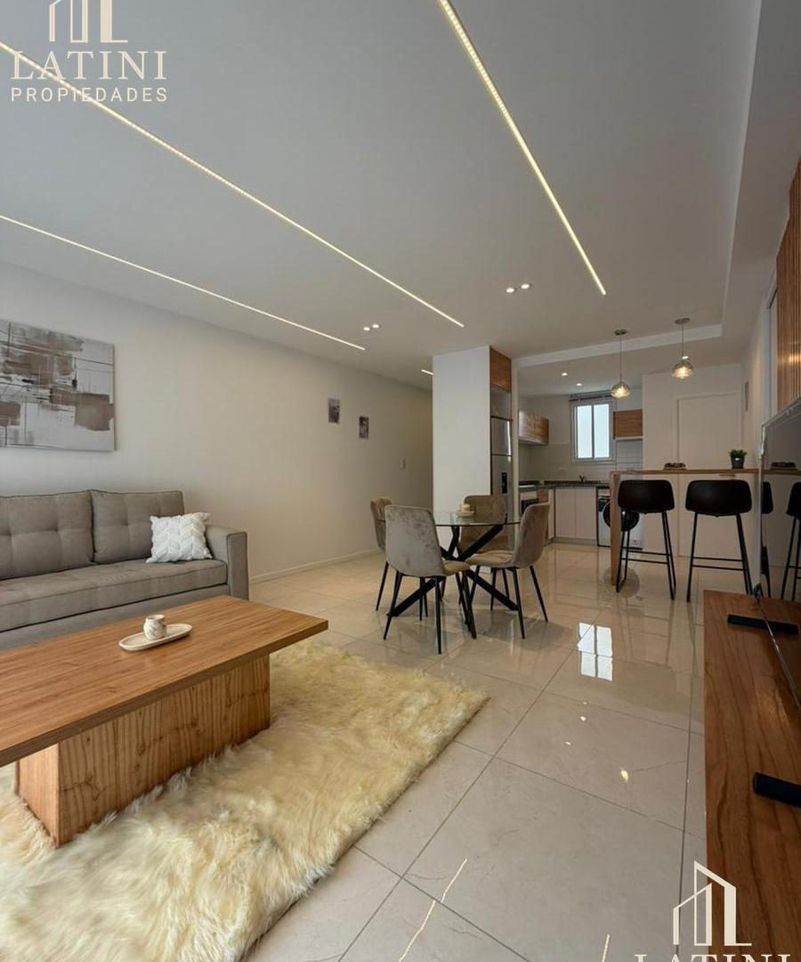 Foto de Venta Departamento 3 Ambientes Reciclado en Zona Centro, imagen 1