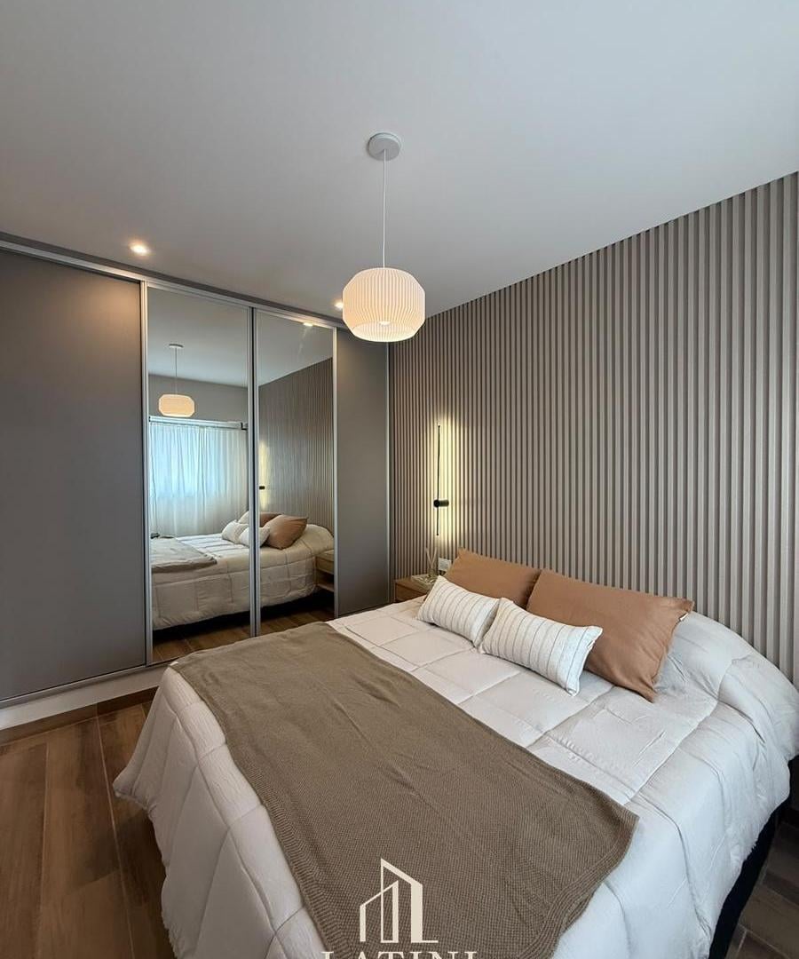 Foto de Venta Duplex 4 Ambientes Reciclado en Parque Luro, imagen 3