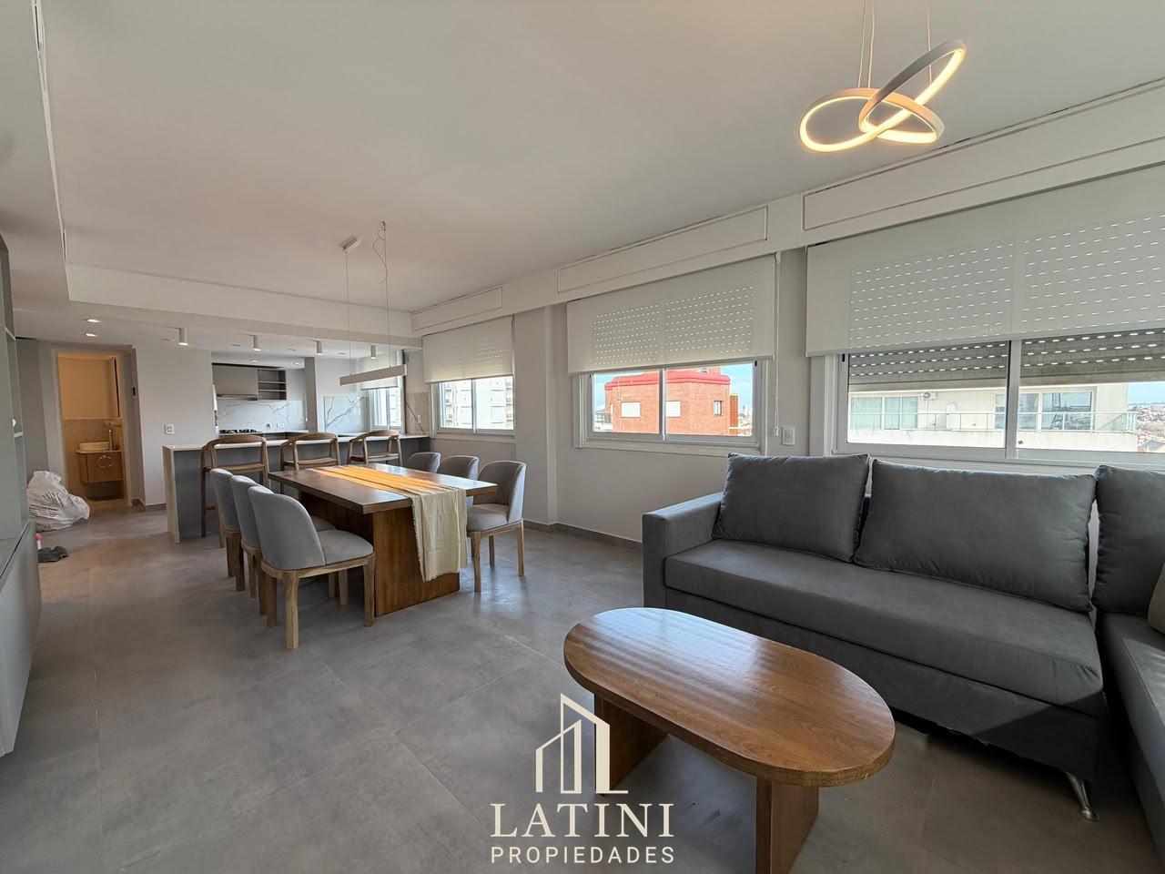 Foto de Venta Departamento 4 Ambientes Reciclado c/cochera en el Centro, imagen 4