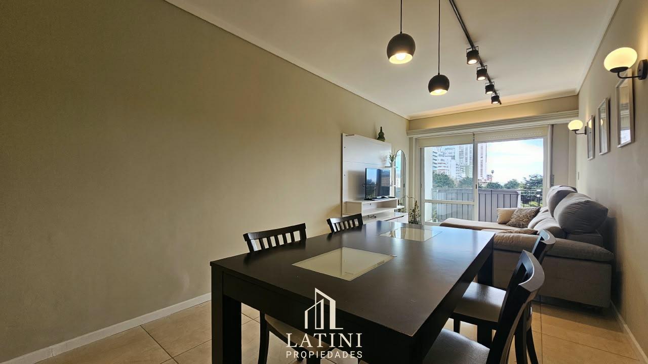 Foto de Venta Departamento 2 Ambientes Reciclado c/ vista a Plaza Colon, imagen 3