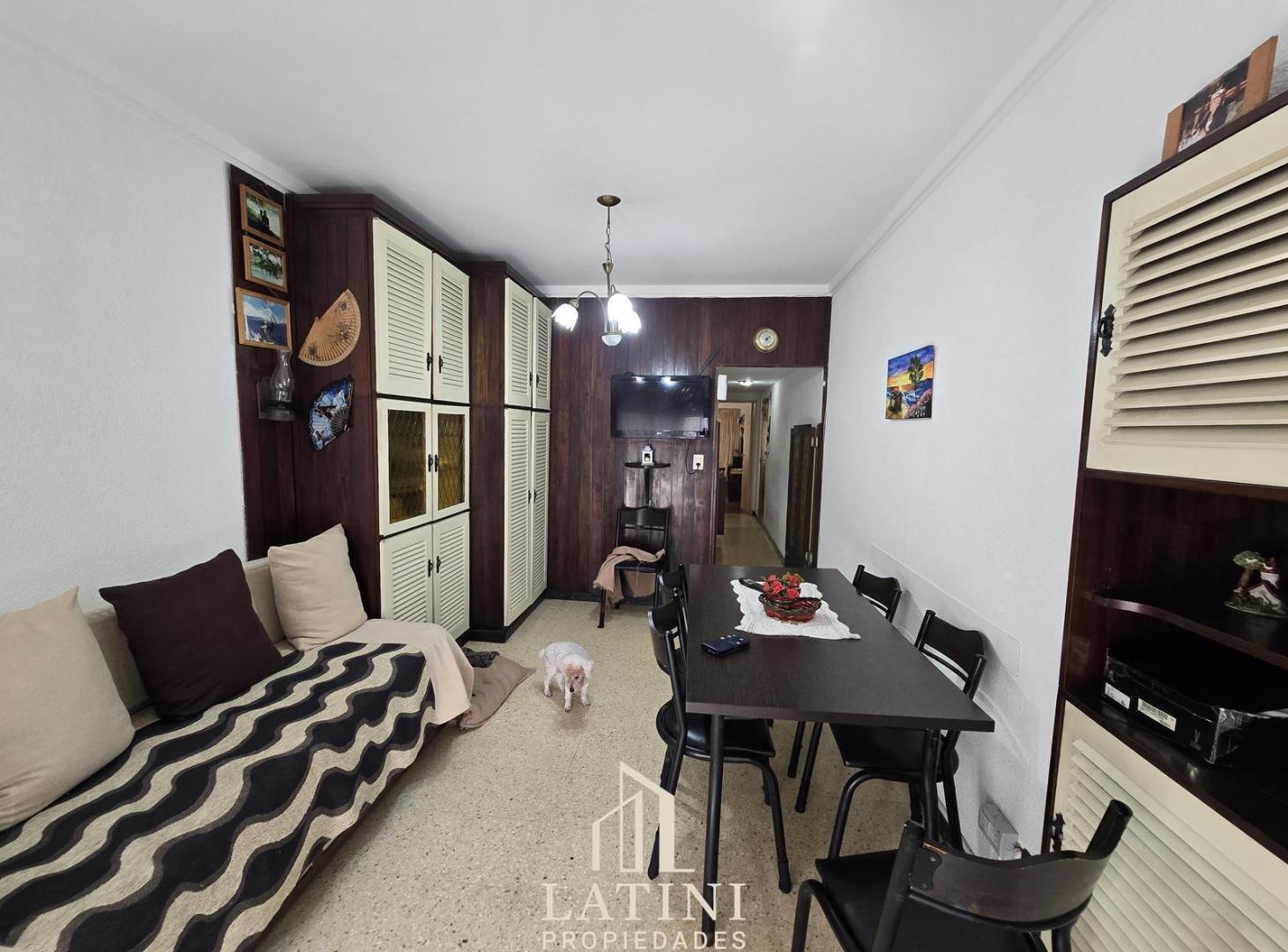 Foto de Venta Departamento Dos Ambientes Con Balcón en Centro, imagen 3