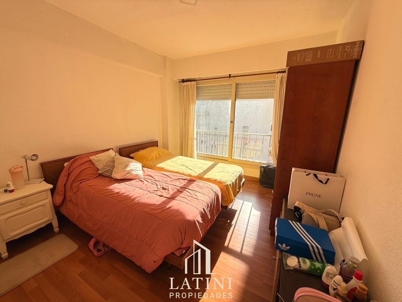 Foto de Venta Departamento 2 Ambientes con Dependencia en Centro, imagen 3