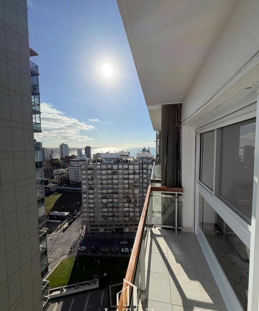 Foto de Venta Departamento 2 Ambientes C/Cochera en el Centro, imagen 1