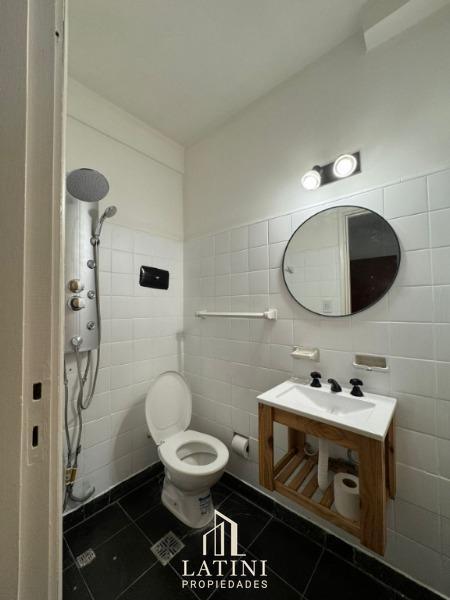 Foto de Venta Departamento Monoambiente a la Calle en Zona Aldrey, imagen 2
