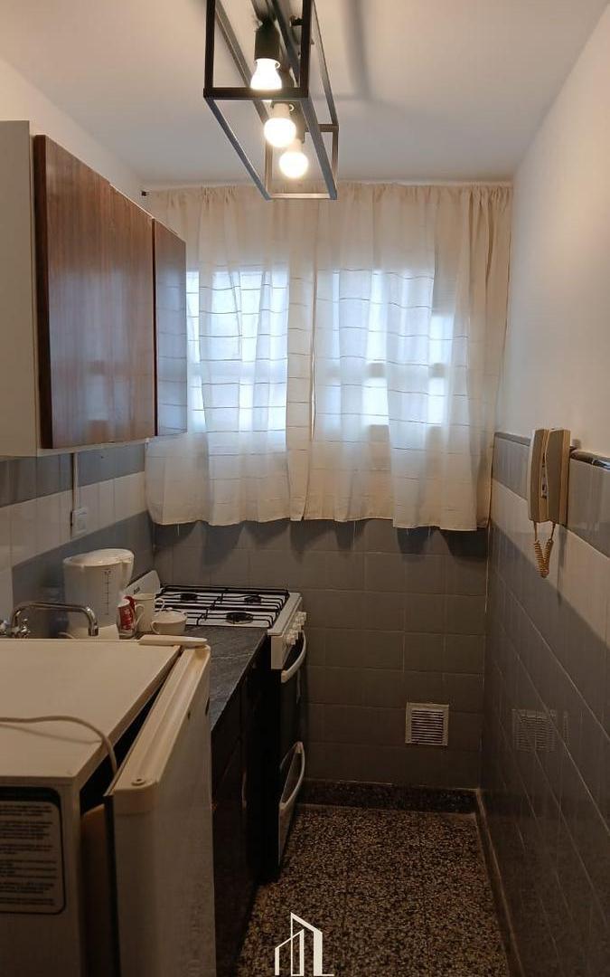 Foto de Venta Departamento Monoambiente Con Balcón en Guemes, imagen 5
