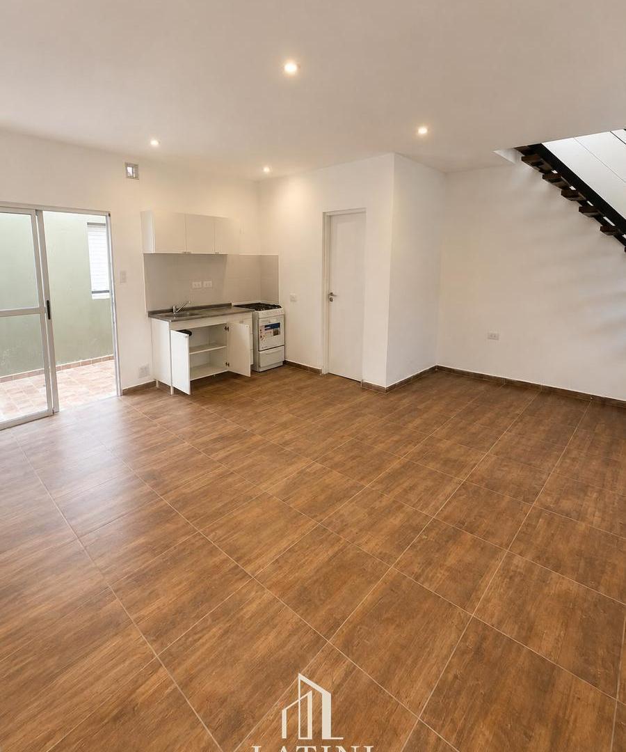 Foto de Venta PH en Barrio Sarmiento, imagen 2