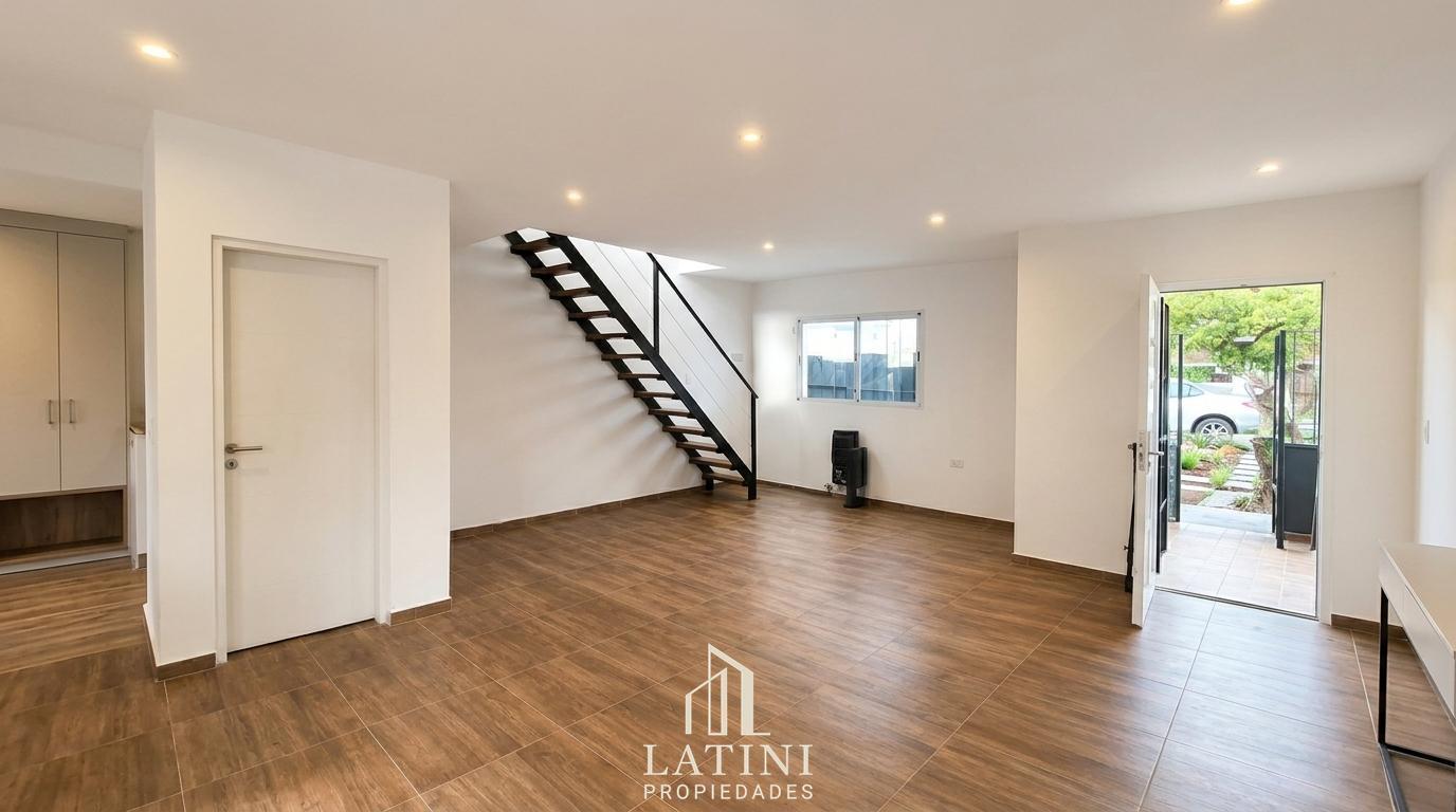 Foto de Venta PH en Barrio Sarmiento, imagen 1