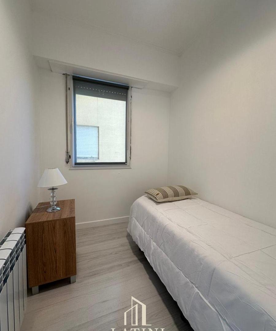 Foto de Venta Departamento 4 Ambientes con Dependencia Terraza Privada, imagen 3