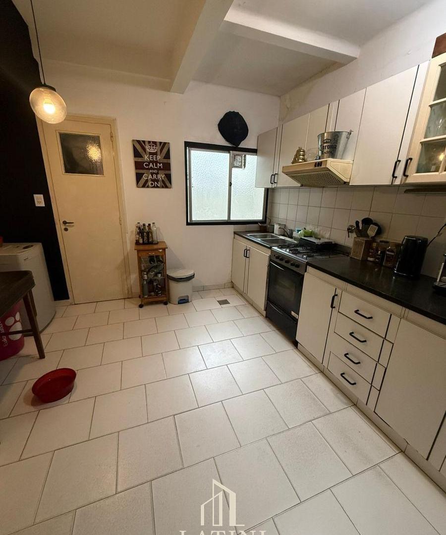 Foto de Venta Departamento 4 Ambientes con Cochera, imagen 2