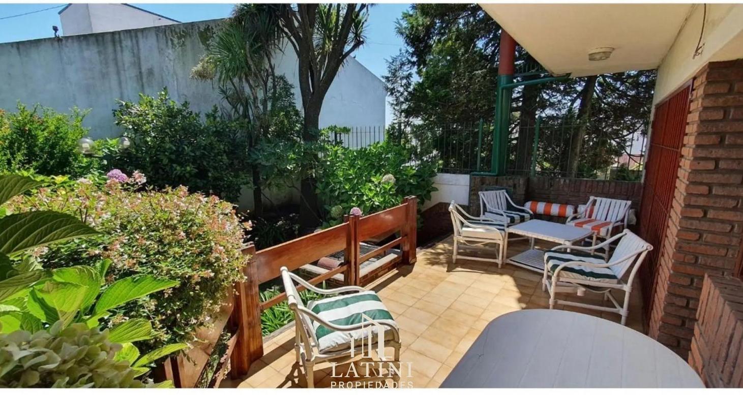 Foto de Venta Chalet 7 Ambientes, imagen 2