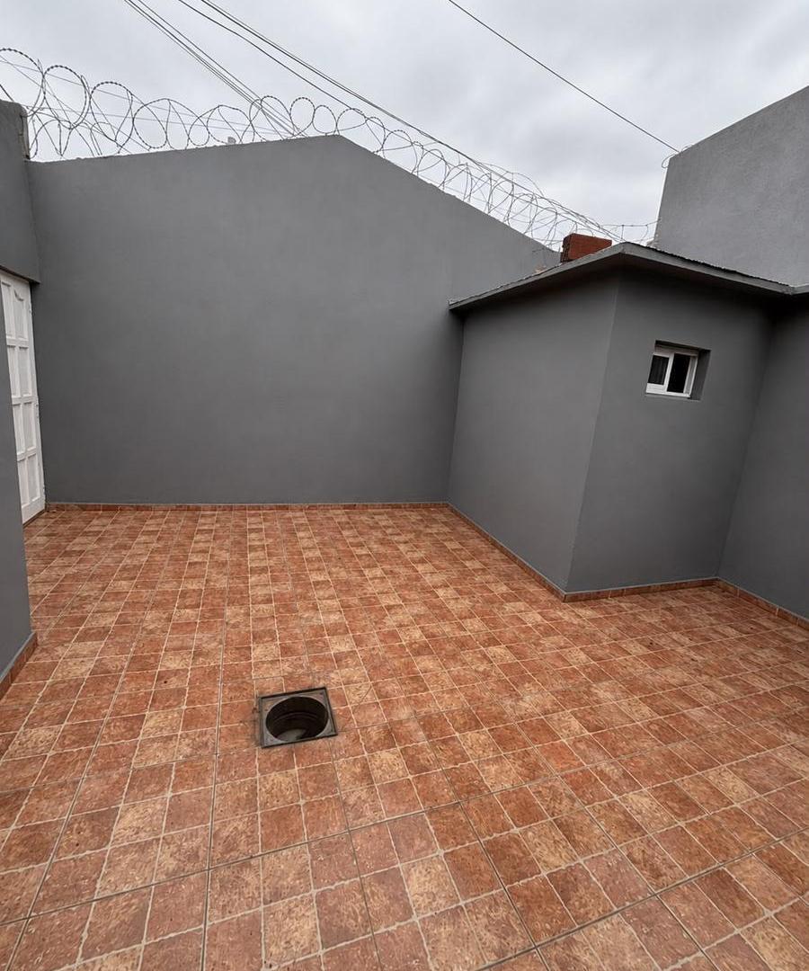 Foto de Venta Chalet 3 Ambientes con Garaje, imagen 4