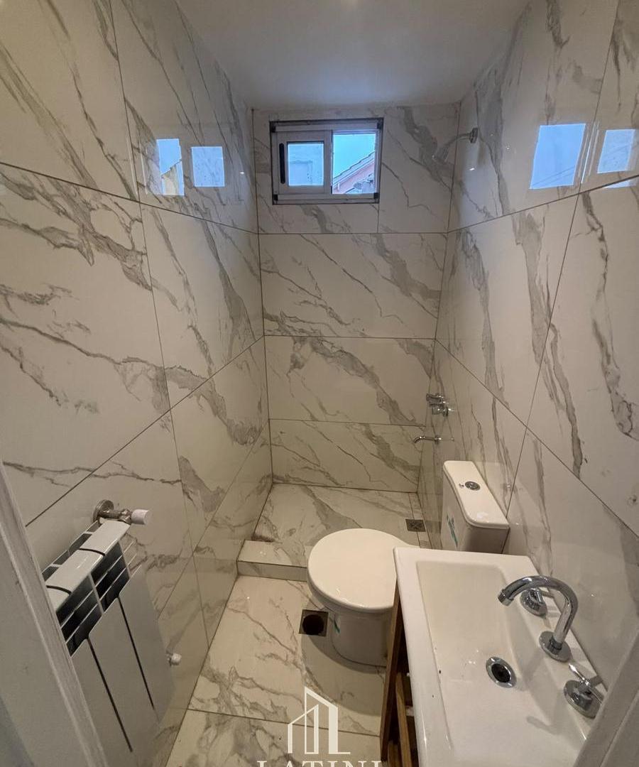 Foto de Venta Duplex 3 Ambientes Barrio Chauvin, imagen 3