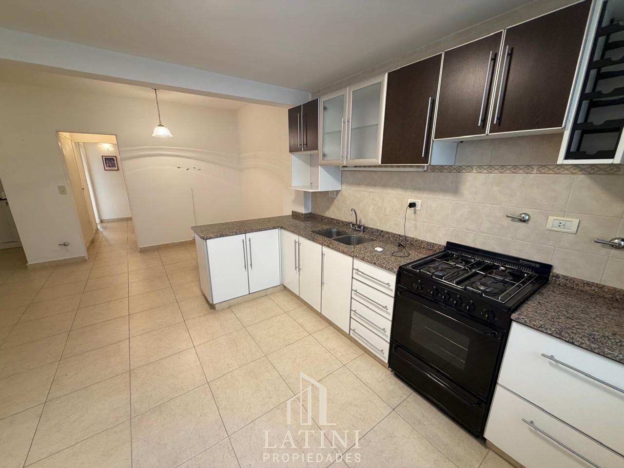 Foto de Venta Departamento 2 Ambientes a la Calle, imagen 2