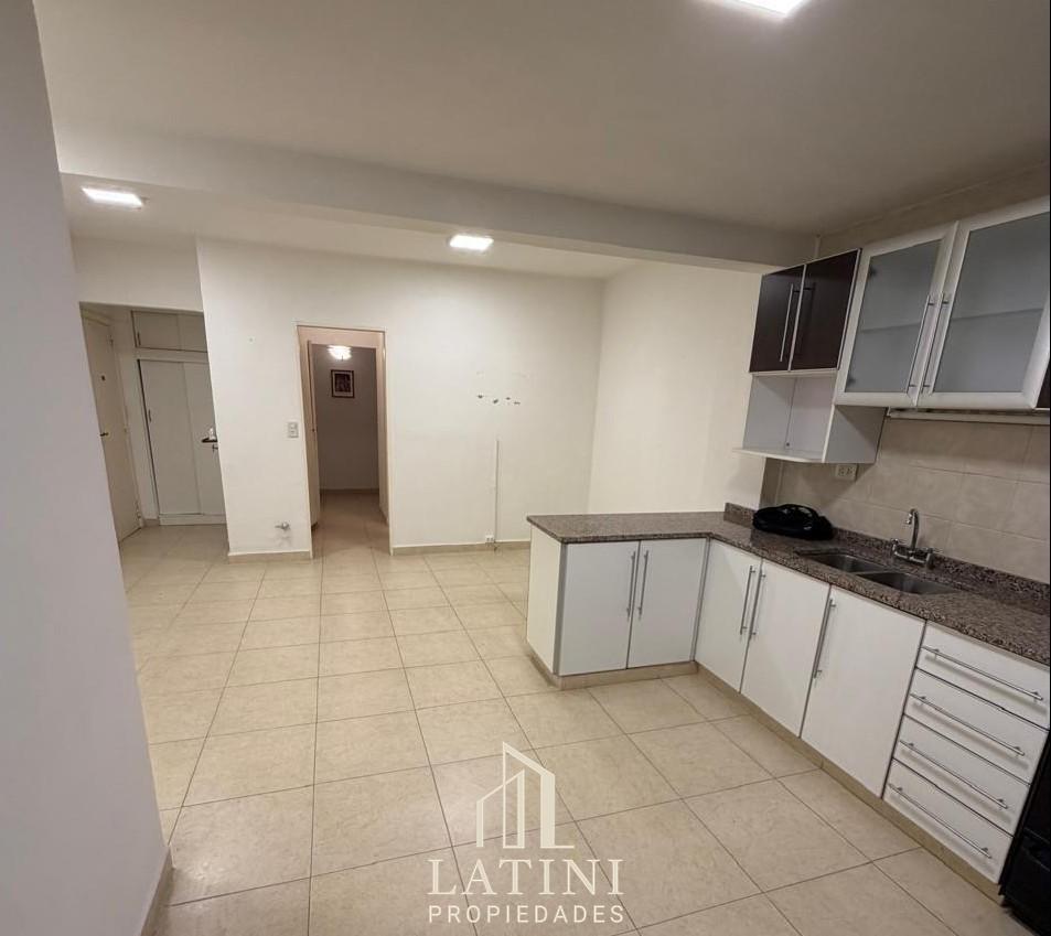 Foto de Venta Departamento 2 Ambientes a la Calle, imagen 1