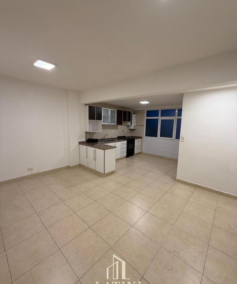 Foto de Venta Departamento 2 Ambientes a la Calle, imagen 3