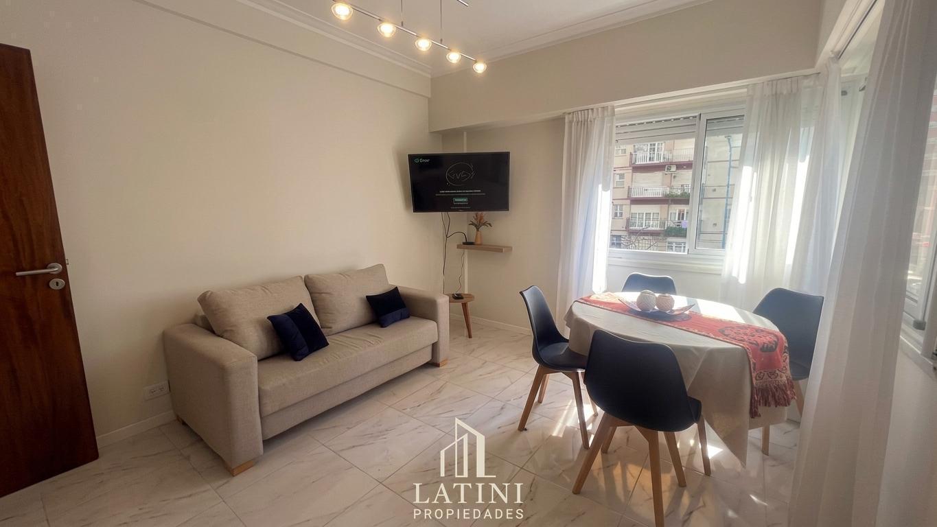 Foto de Venta Departamento 2 Ambientes Reciclado en Esquina, imagen 1