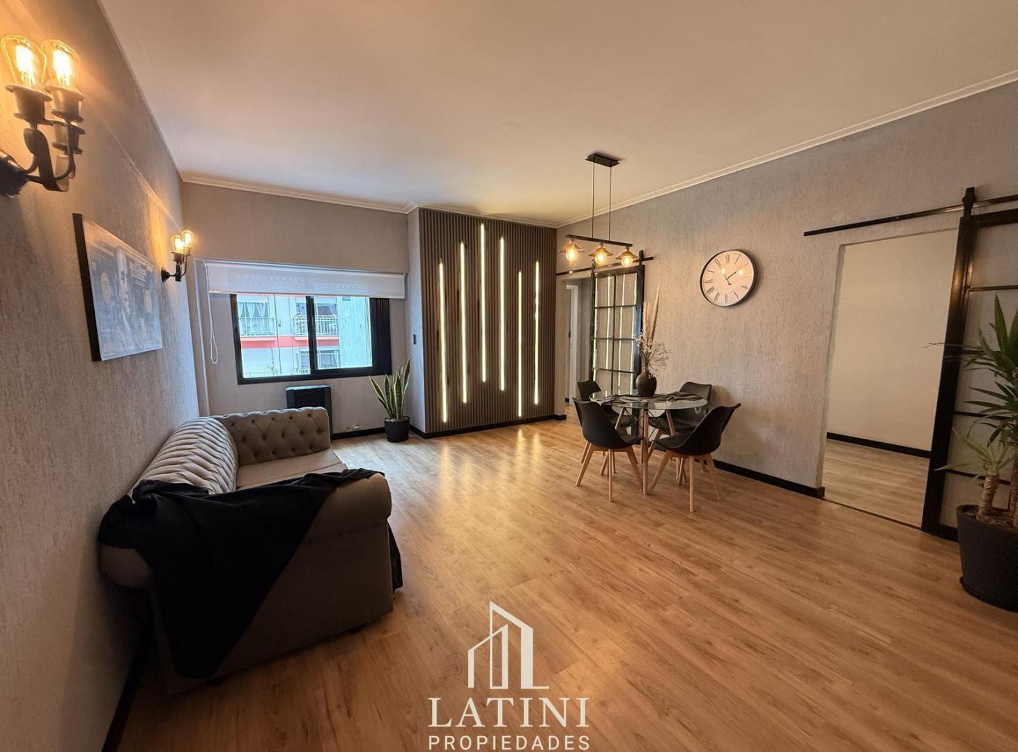 Foto de Venta Departamento 4 Ambientes a la Calle, imagen 2