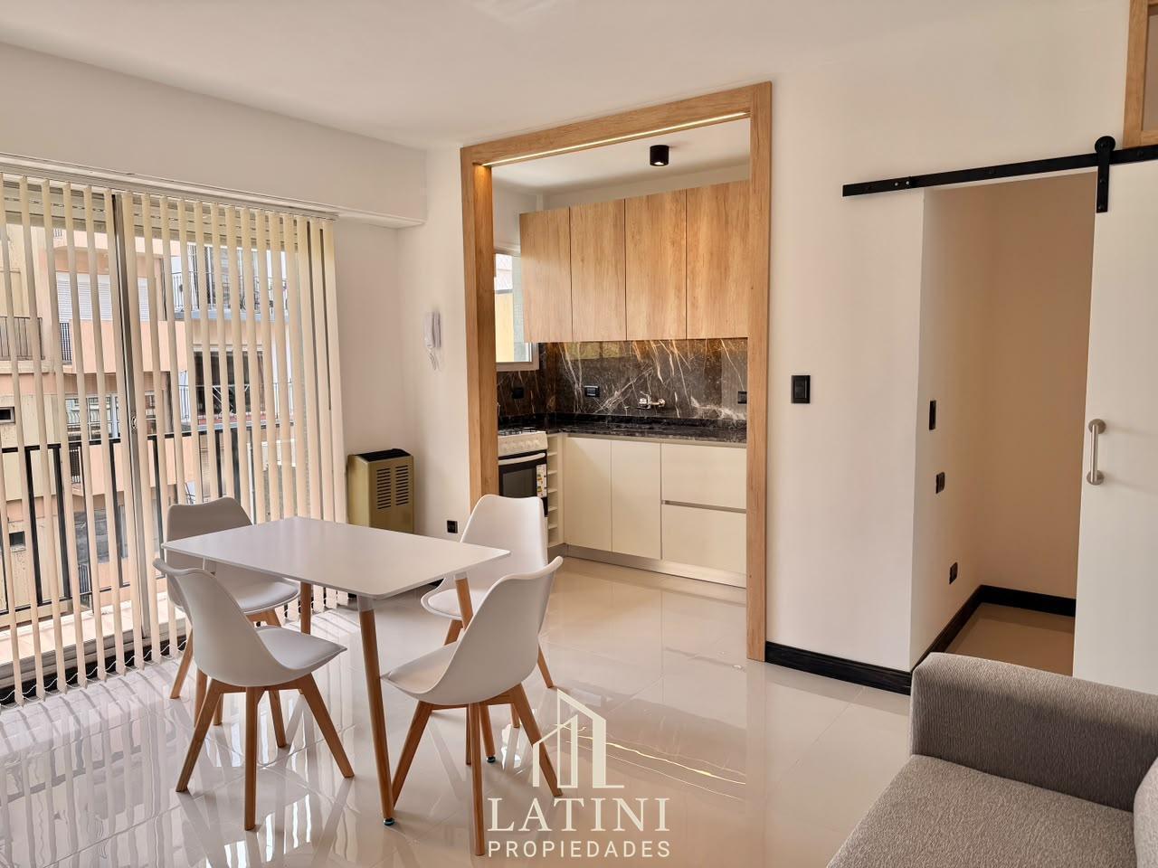 Foto de Venta Departamento 2 Ambientes Reciclado con Balcon., imagen 2