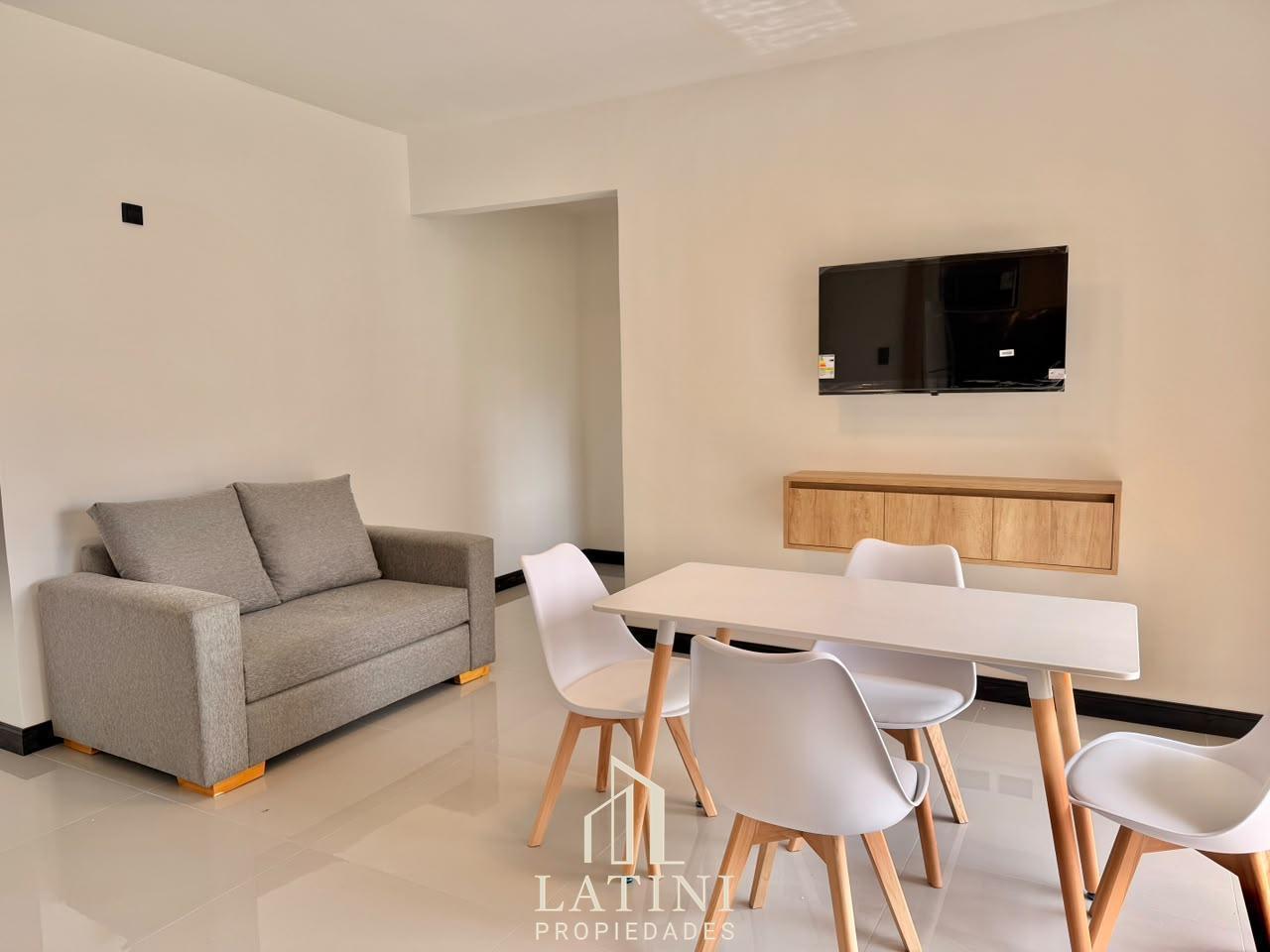 Foto de Venta Departamento 2 Ambientes Reciclado con Balcon., imagen 3