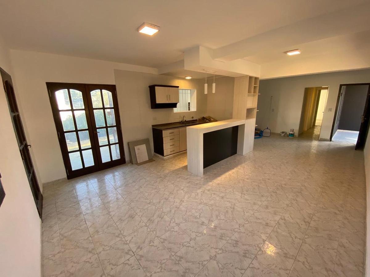 Hermosa casa en venta a metros del Lago en Villa Carlos Paz