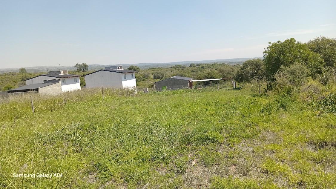 Venta de Terreno Sobre Ruta 28 Tanti 3