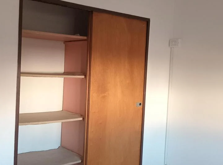 VENTA Y ALQUILER ANUAL DE DEPTO DE 1 DORMITORIO EN CARLOS PAZ 5