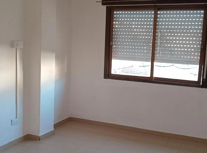 VENTA Y ALQUILER ANUAL DE DEPTO DE 1 DORMITORIO EN CARLOS PAZ 4