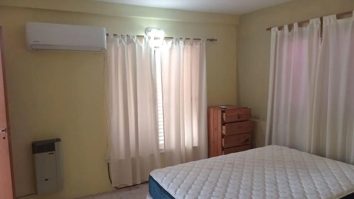 Alquiler anual departamento amoblado en complejo 2