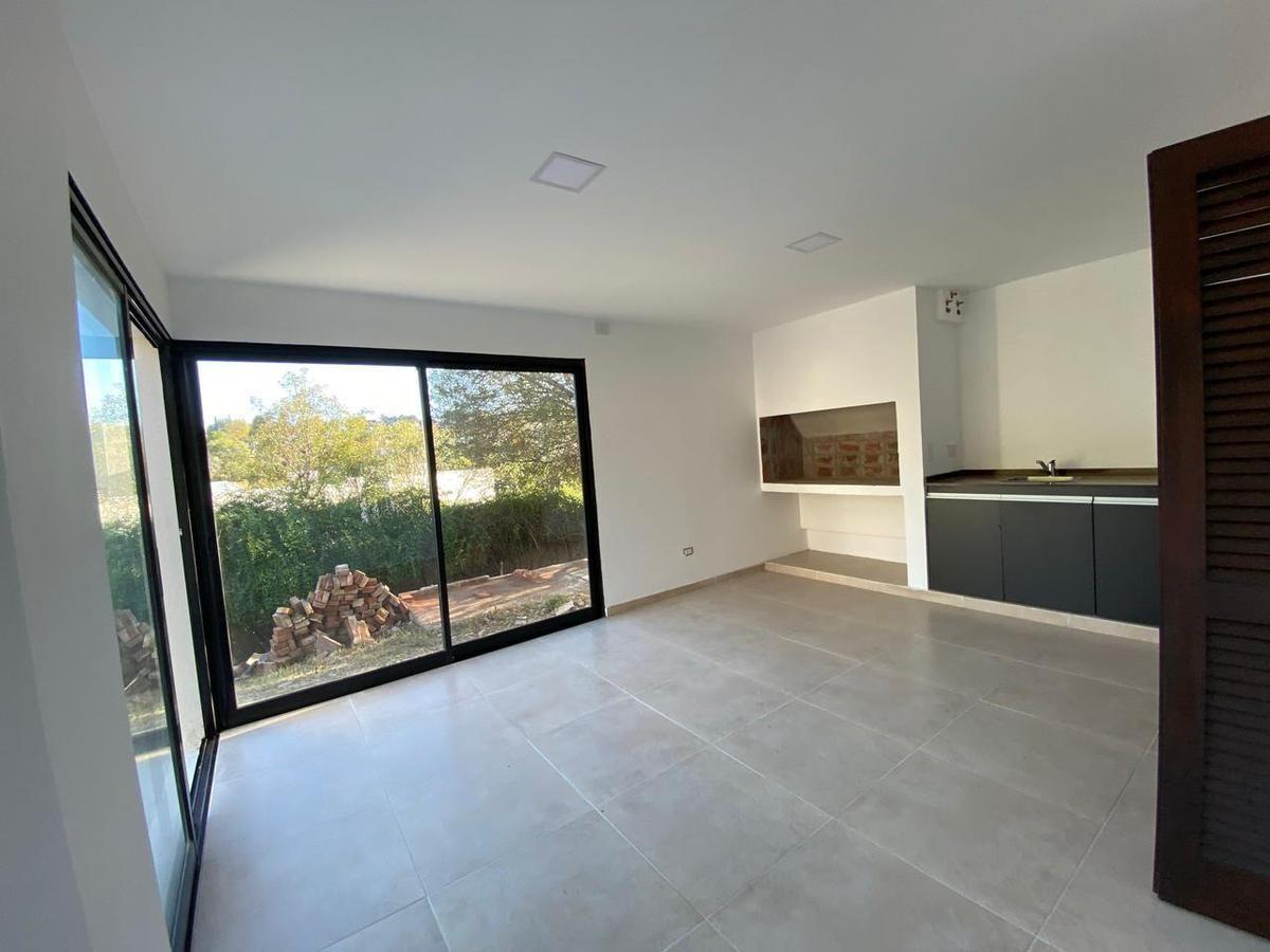 Foto de Venta de casa a un paso del lago en Villa Carlos Paz, imagen 5