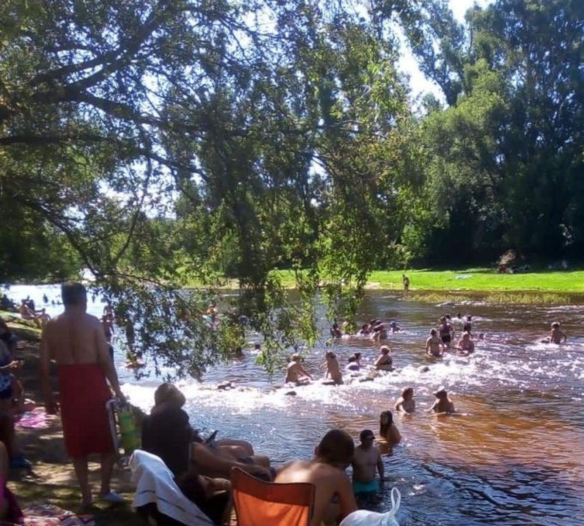 Foto de ALQUILER DE PLAYA MAS ASADORES EN LA COSTA DEL RIO, imagen 3