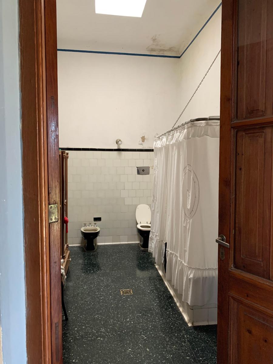 Venta Casa 5 Ambientes en Centro Gualeguaychú 2