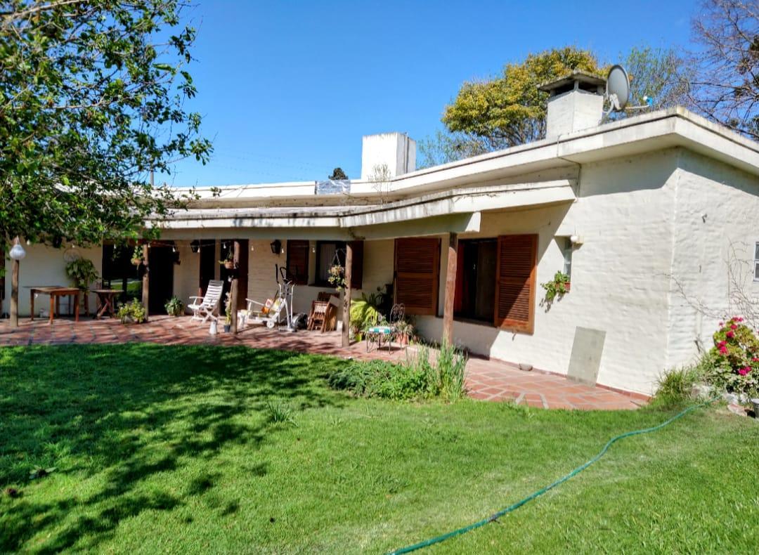 Venta Terreno con Construcción, Pileta en Urquiza Al Oeste Gualeguaychú 3