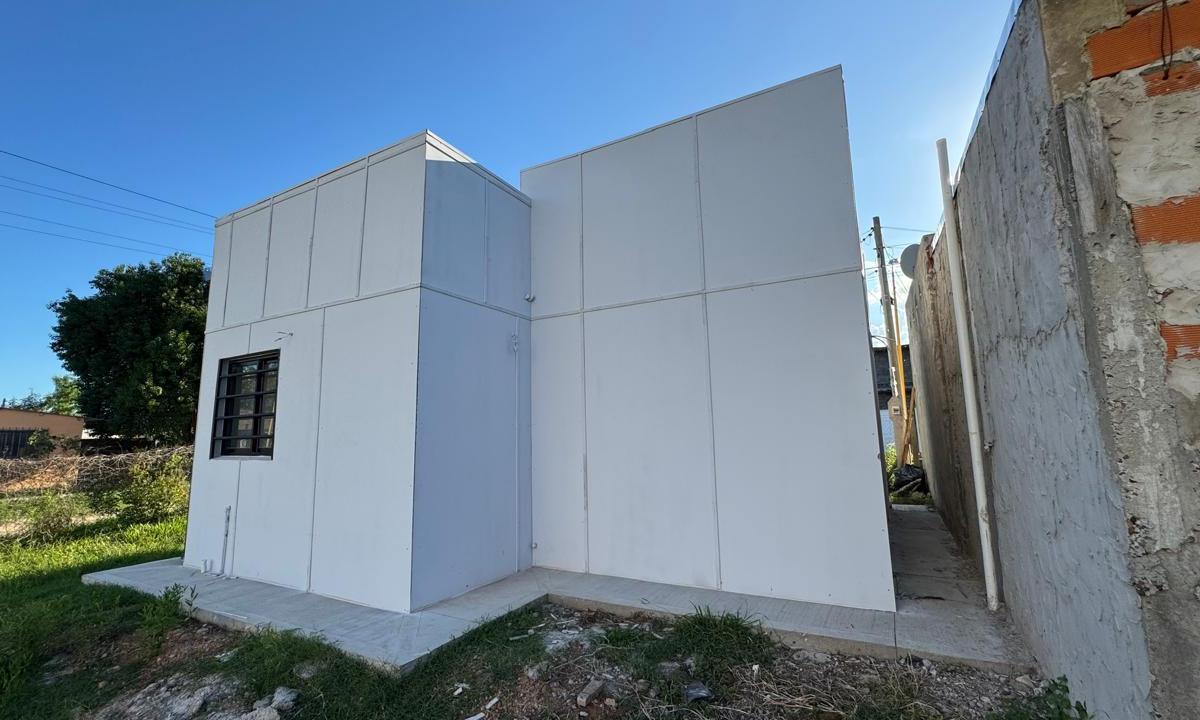 Venta Casa en Construcción Woodframe de 2 Ambientes en Esquina 1