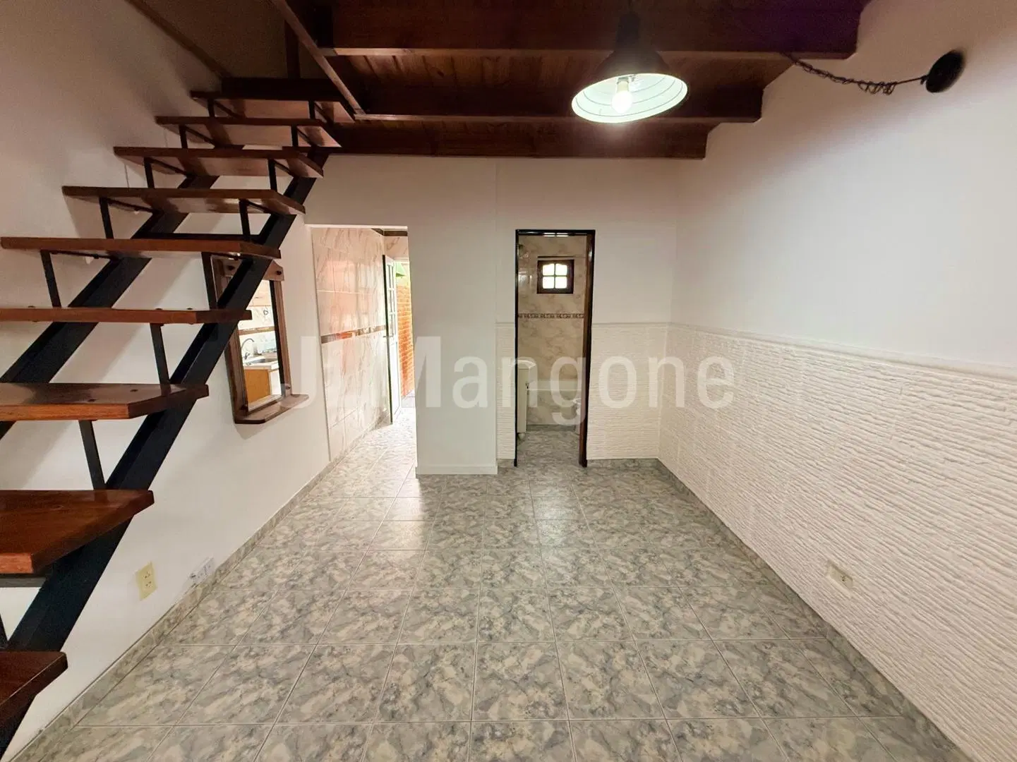 Duplex 2 1/2 ambientes con patio 4
