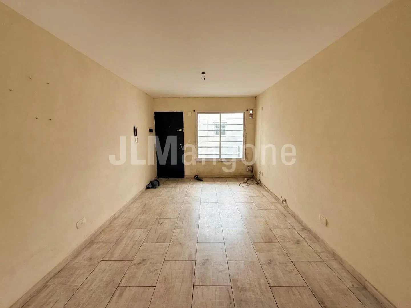 Departamenlto 2 ambientes con balcon 5