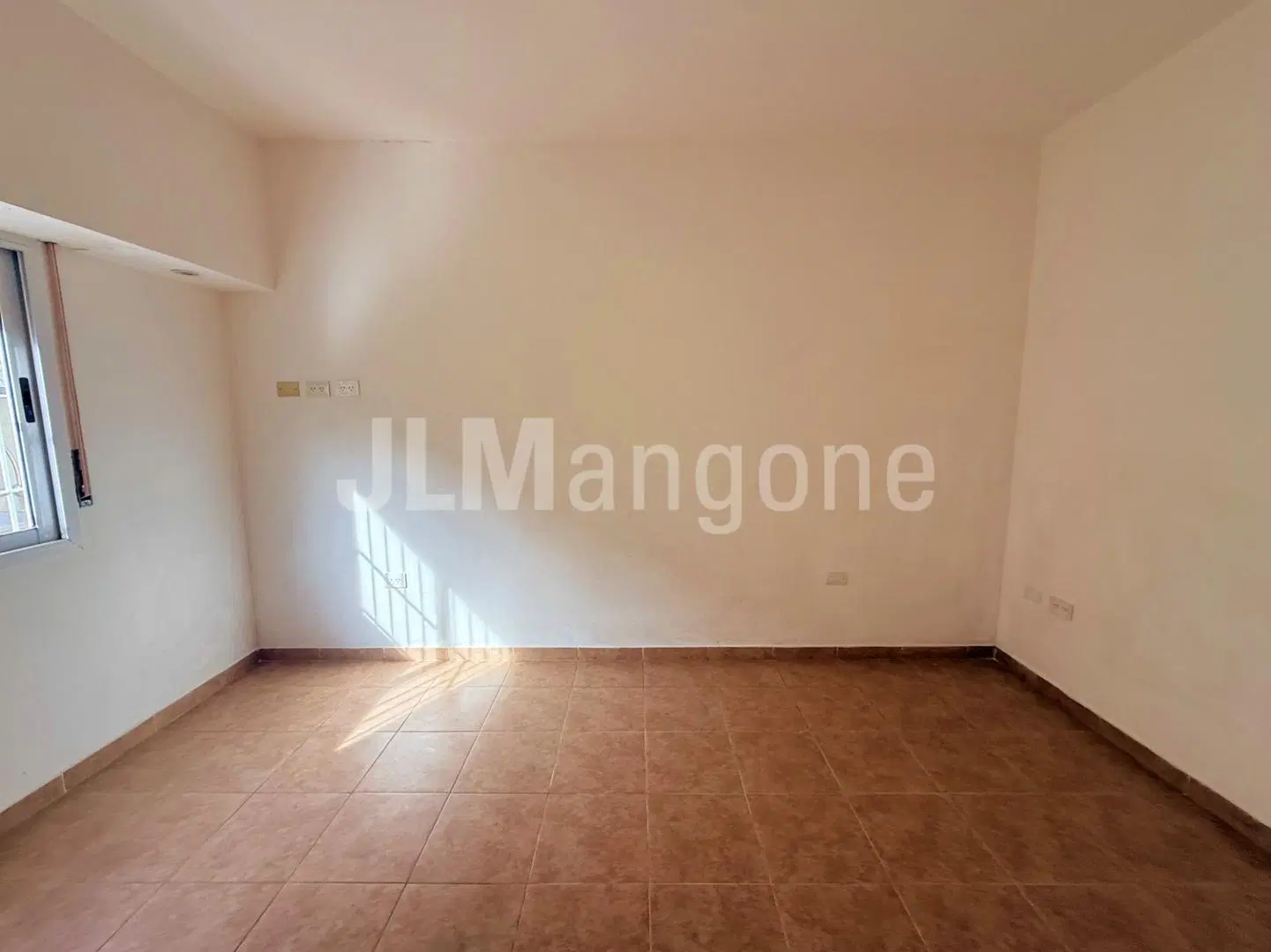 Ph 2 ambientes en planta baja con patio 3