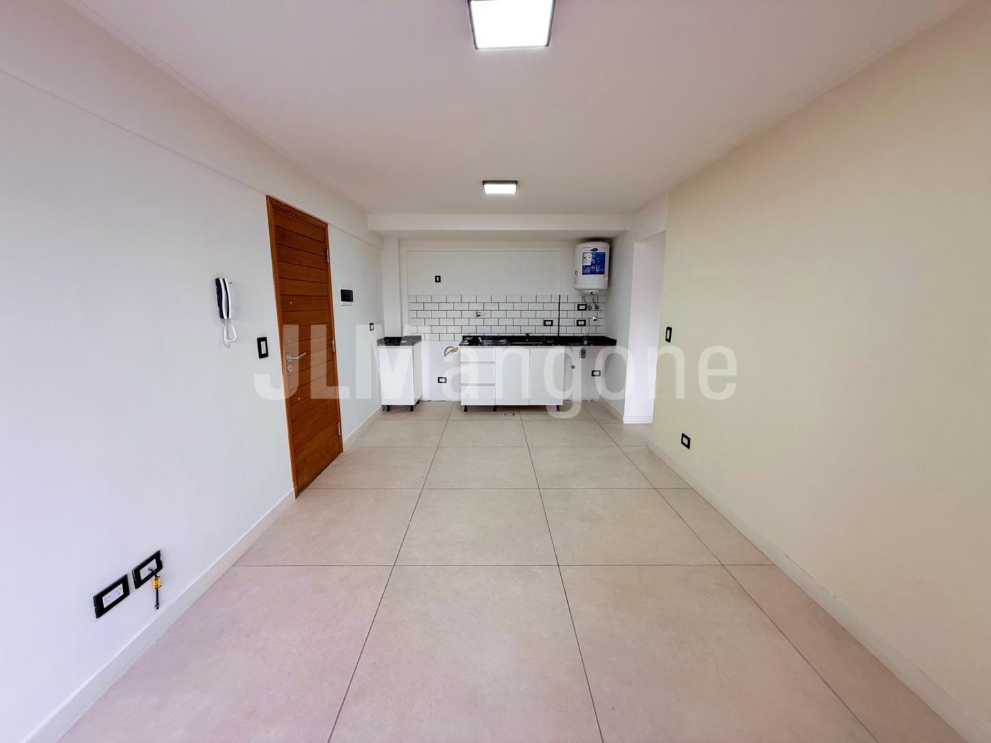 Foto de Departamento 2 amb con cochera y balcon, imagen 1