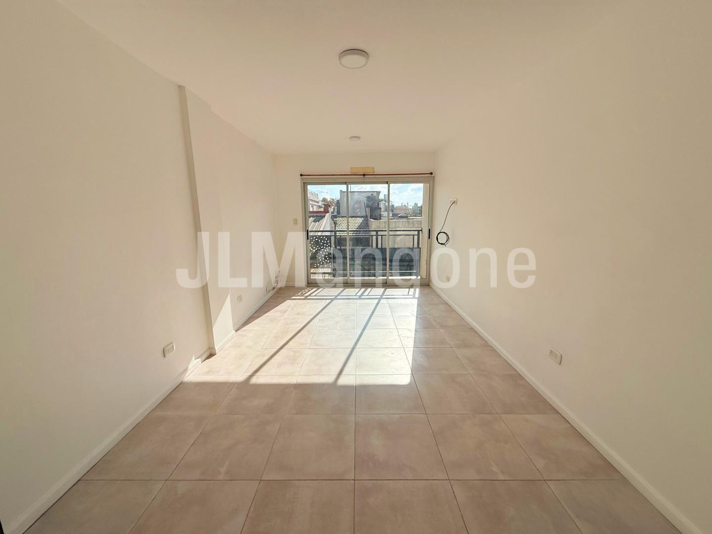 Foto de Depto 2 ambientes con cochera y balcon, imagen 4