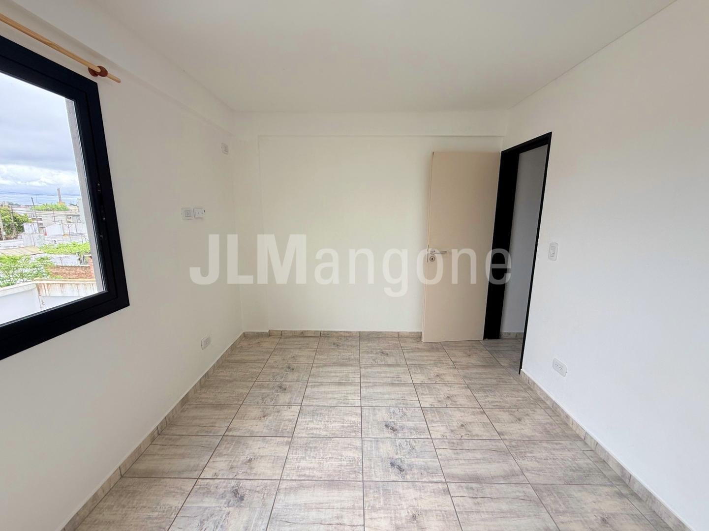 Foto de Departamento 2 ambientes con cochera, a estrenar, imagen 5