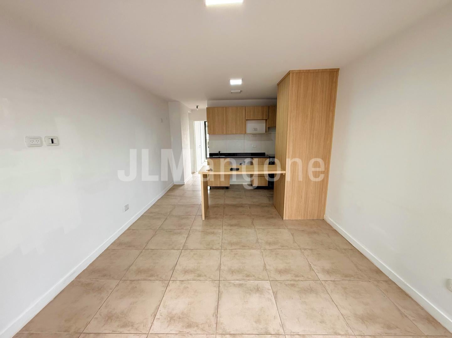 Foto de Departamento 2 amb con cochera y balcon, imagen 1
