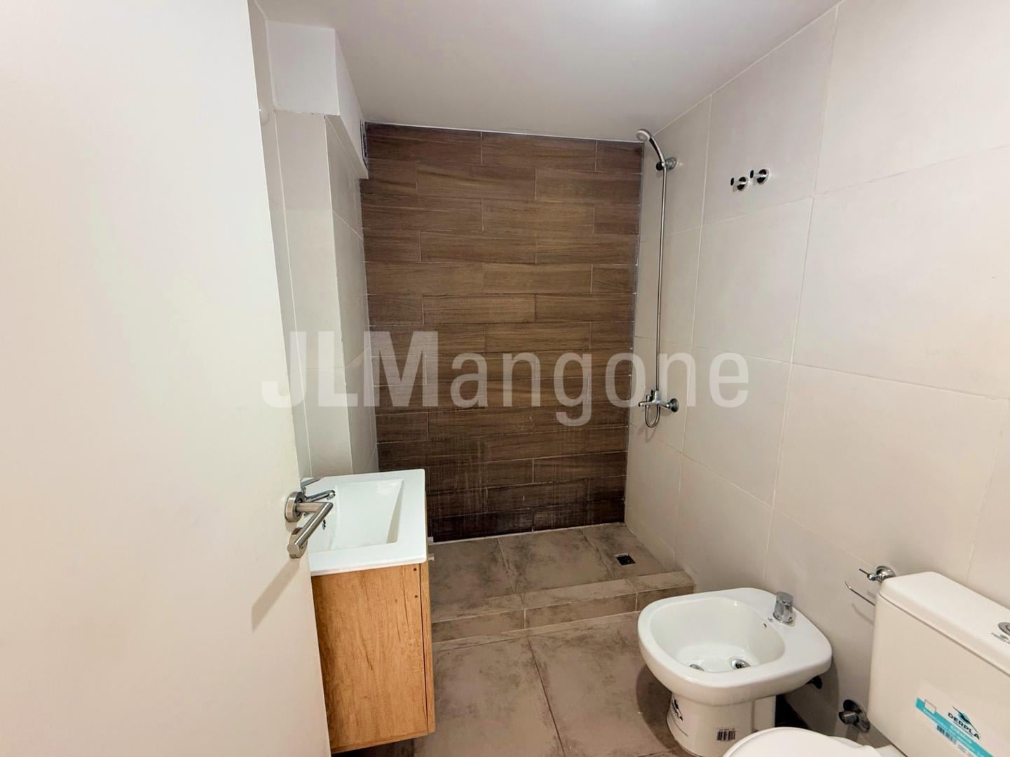 Foto de Departamento 2 amb con cochera y balcon, imagen 5