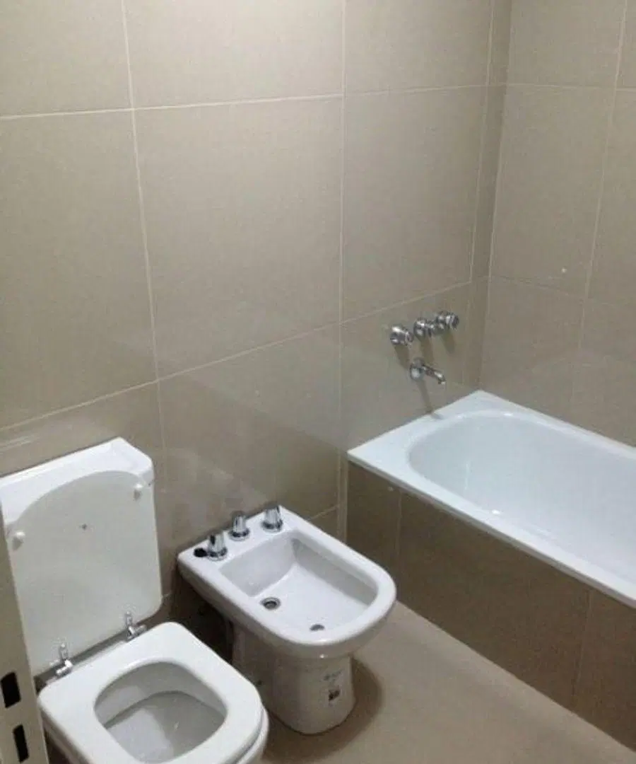 Vende Departamento 2 DORMITORIOS Apto Crédito en Centro, Neuquén 5