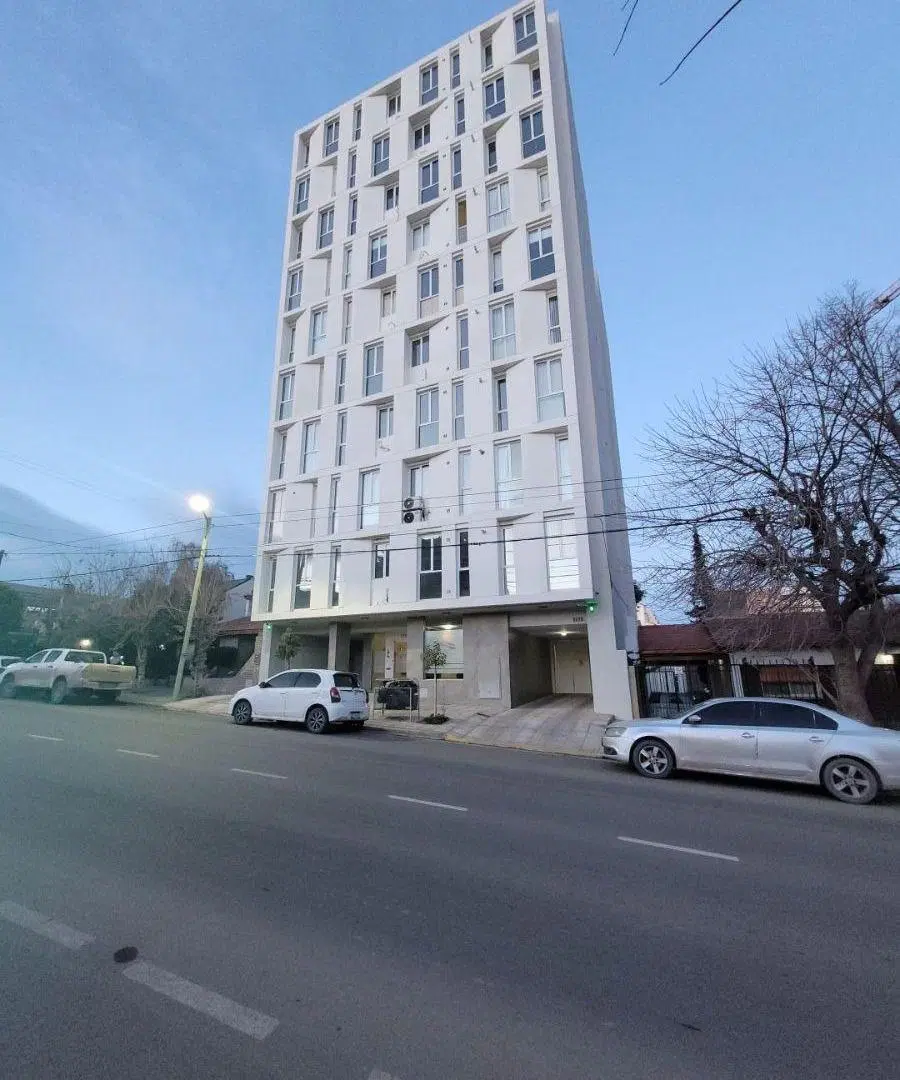 Alquiler de Departamento 1 Dormitorios en Área Centro Alto, Neuquén 3